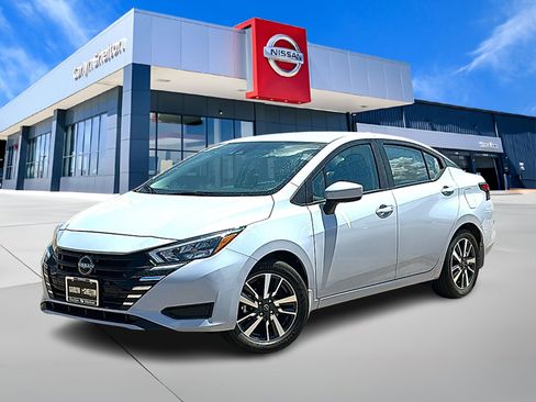 Used 2025 Nissan Versa SV w/ Trunk Package FWD image 1