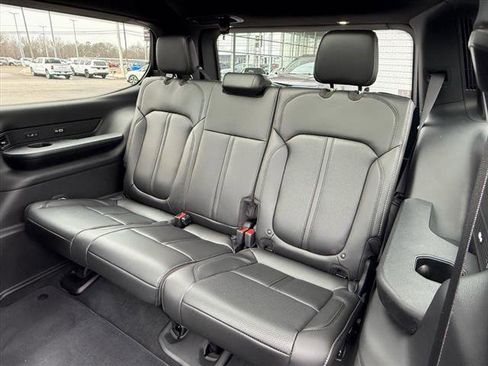 New 2026 Jeep Grand Wagoneer 4x4 image 7