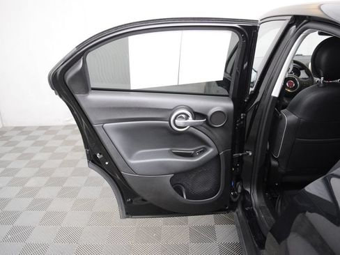 Used 2017 FIAT 500X Trekking w/ Cold Weather Package FWD image 11