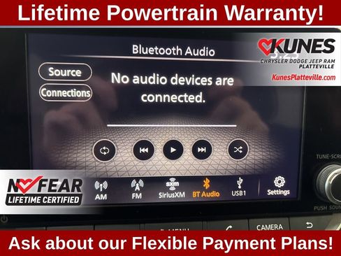 Used 2023 Nissan Rogue S image 25