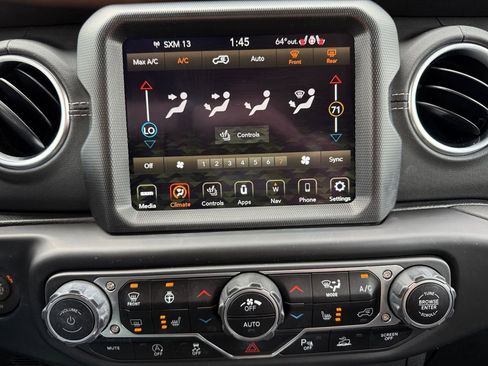 Certified 2023 Jeep Wrangler Sahara w/ Safety Group image 29