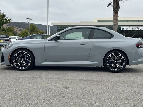 Used 2025 BMW M240i Coupe RWD image 6