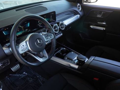 Certified 2022 Mercedes-Benz GLB 35 AMG 4MATIC image 2