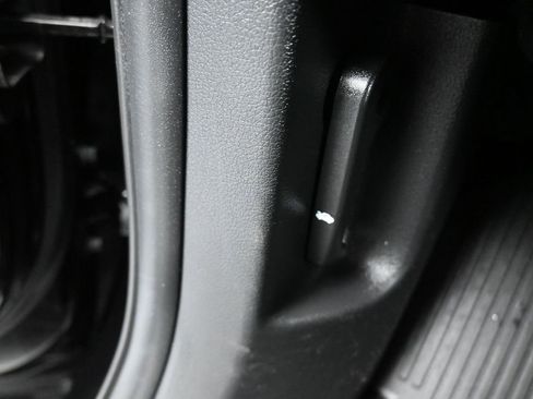 Used 2024 Hyundai Palisade SEL FWD image 31