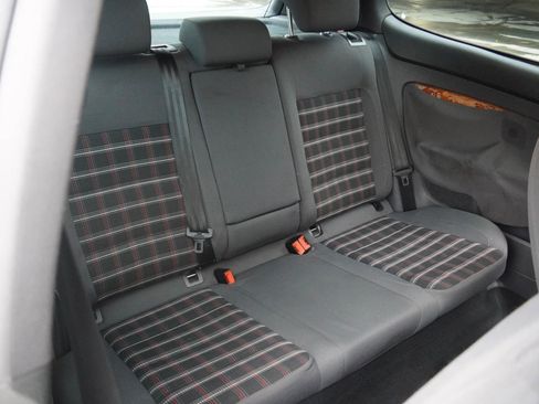 Used 2007 Volkswagen GTI 2.0T 2-Door image 29