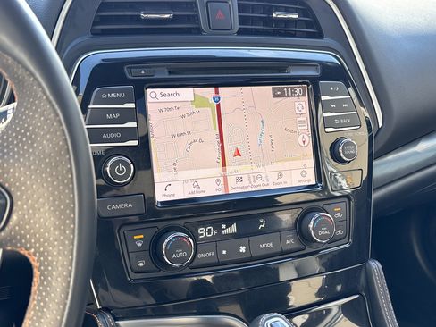 Used 2023 Nissan Maxima SR w/ Sport Mat Group image 24