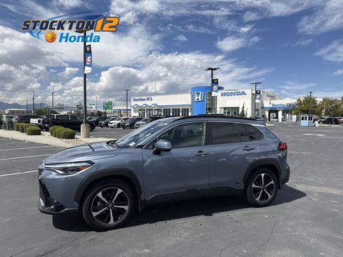 Used 2023 Toyota Corolla Cross AWD Hybrid w/ Convenience Package image 1