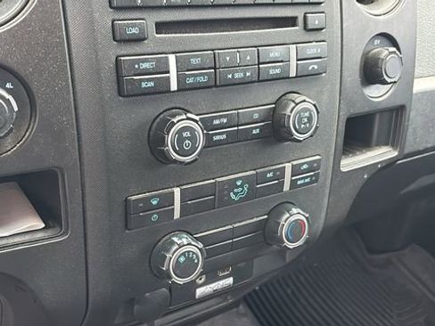 Used 2013 Ford F150 STX w/ Mid Equipment Group AWD/4WD image 18