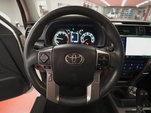 Certified 2022 Toyota 4Runner Limited image 15