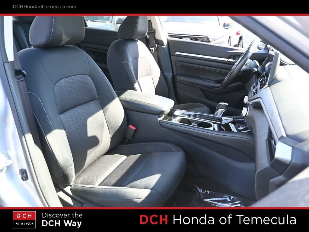 Used 2023 Nissan Altima 2.5 SV w/ SV Premium Package FWD image 21