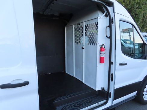 Used 2019 Ford Transit 150 148 Medium Roof RWD image 10