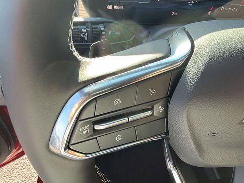 New 2026 Chevrolet Traverse LT w/ Sun and Wheel Package image 23