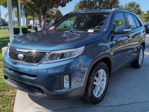 Used 2014 Kia Sorento LX FWD image 5