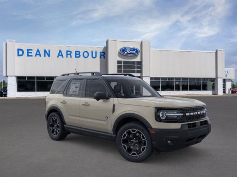 New 2025 Ford Bronco Sport Outer Banks w/ Outer Banks Tech Package+ AWD/4WD image 7