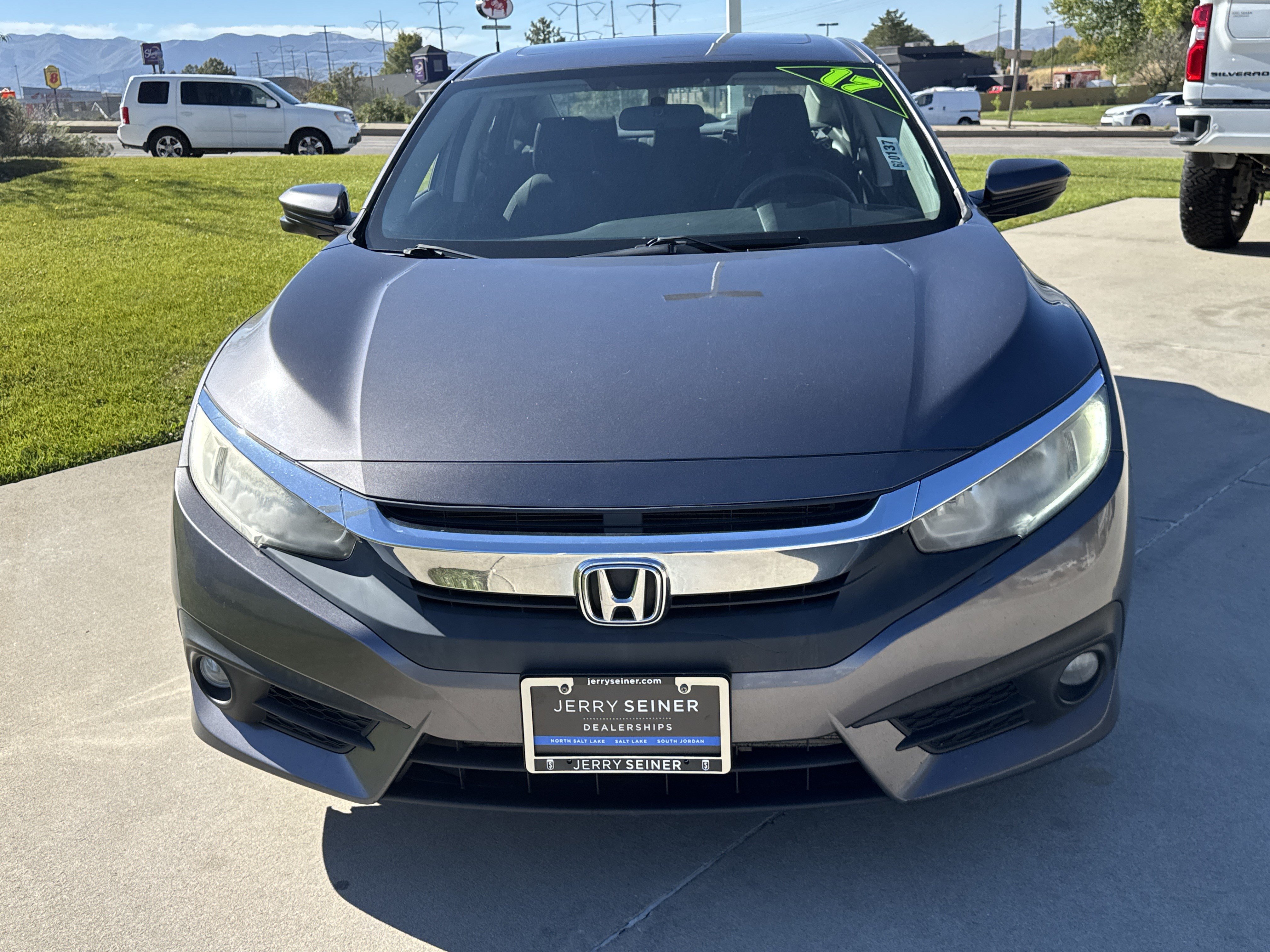 Used 2017 Honda Civic EX-T image 10