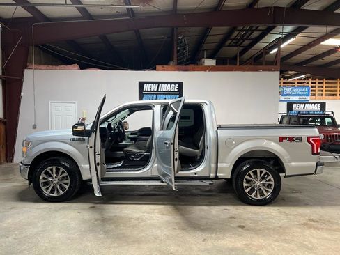 Used 2017 Ford F150 XLT w/ Equipment Group 302A Luxury image 13