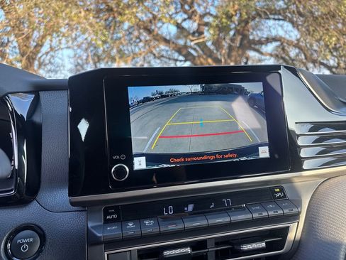 Certified 2025 Toyota Camry SE w/ Convenience Package image 22