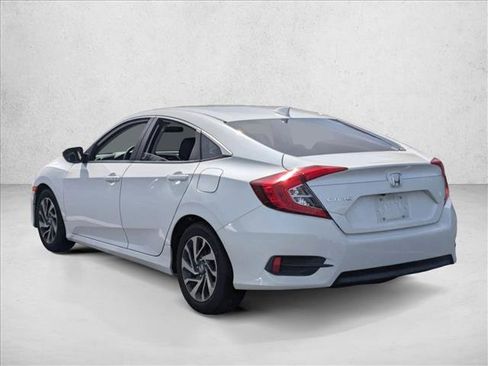 Used 2017 Honda Civic EX image 7