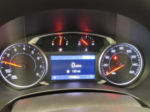 Used 2022 GMC Terrain SLT w/ Elevation Edition image 23