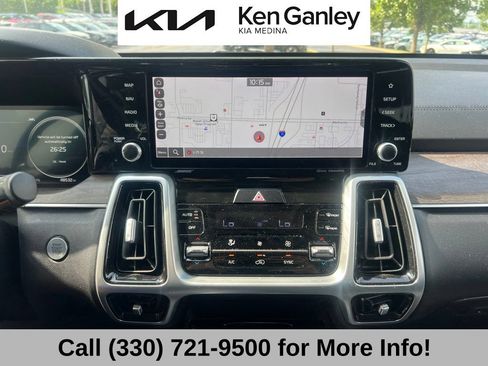 Certified 2022 Kia Sorento SX Prestige AWD/4WD image 13
