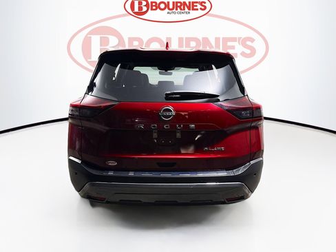 Used 2023 Nissan Rogue SL w/ SL Premium Package image 10