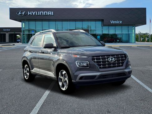New 2026 Hyundai Venue SEL FWD image 11