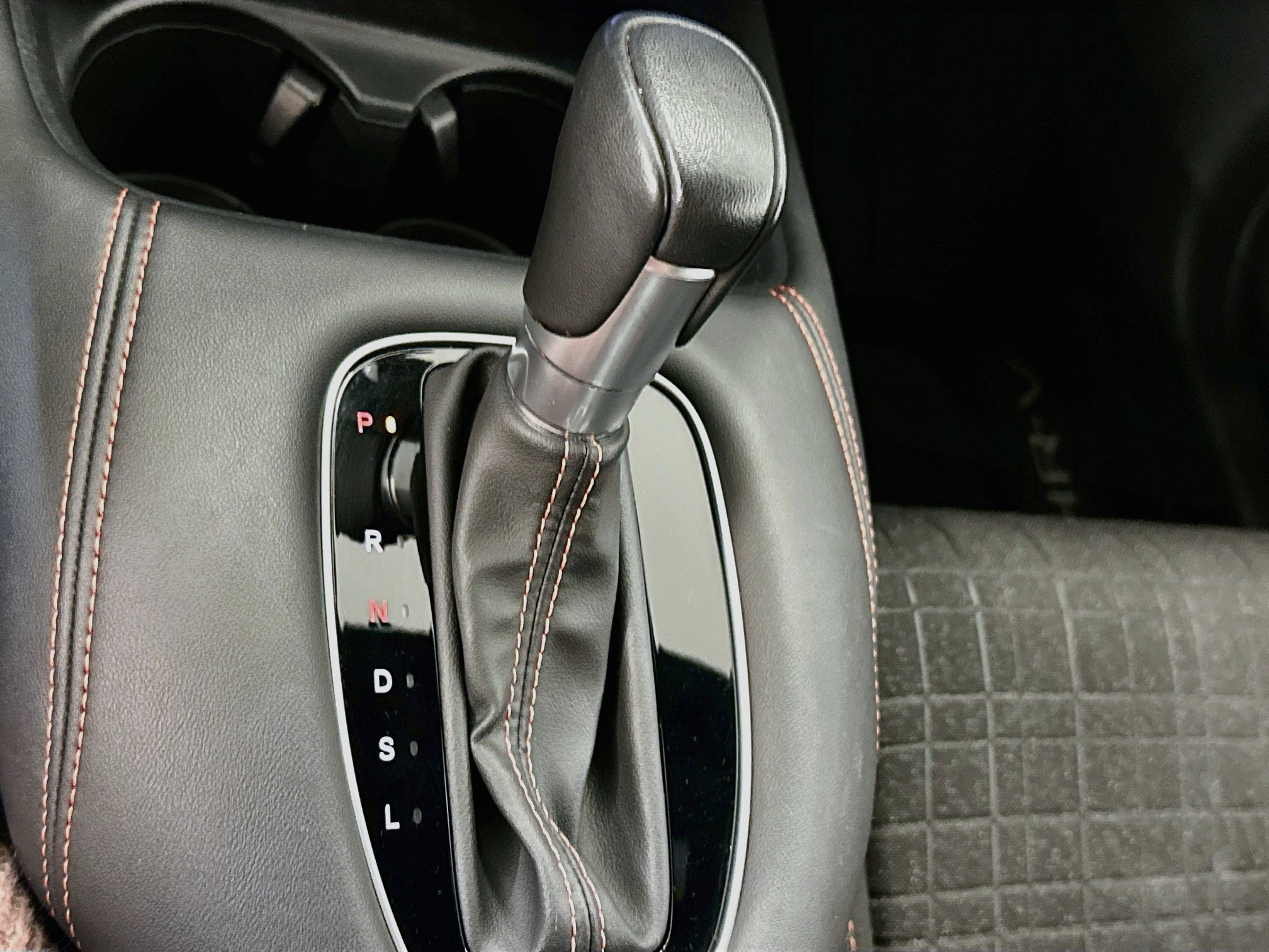 Used 2024 Honda HR-V Sport image 24