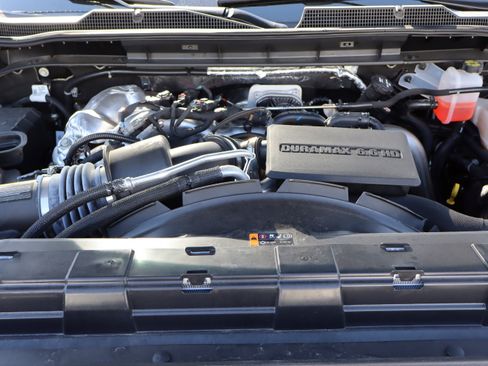 Used 2024 Chevrolet Silverado 2500 High Country w/ High Country Premium Package image 45