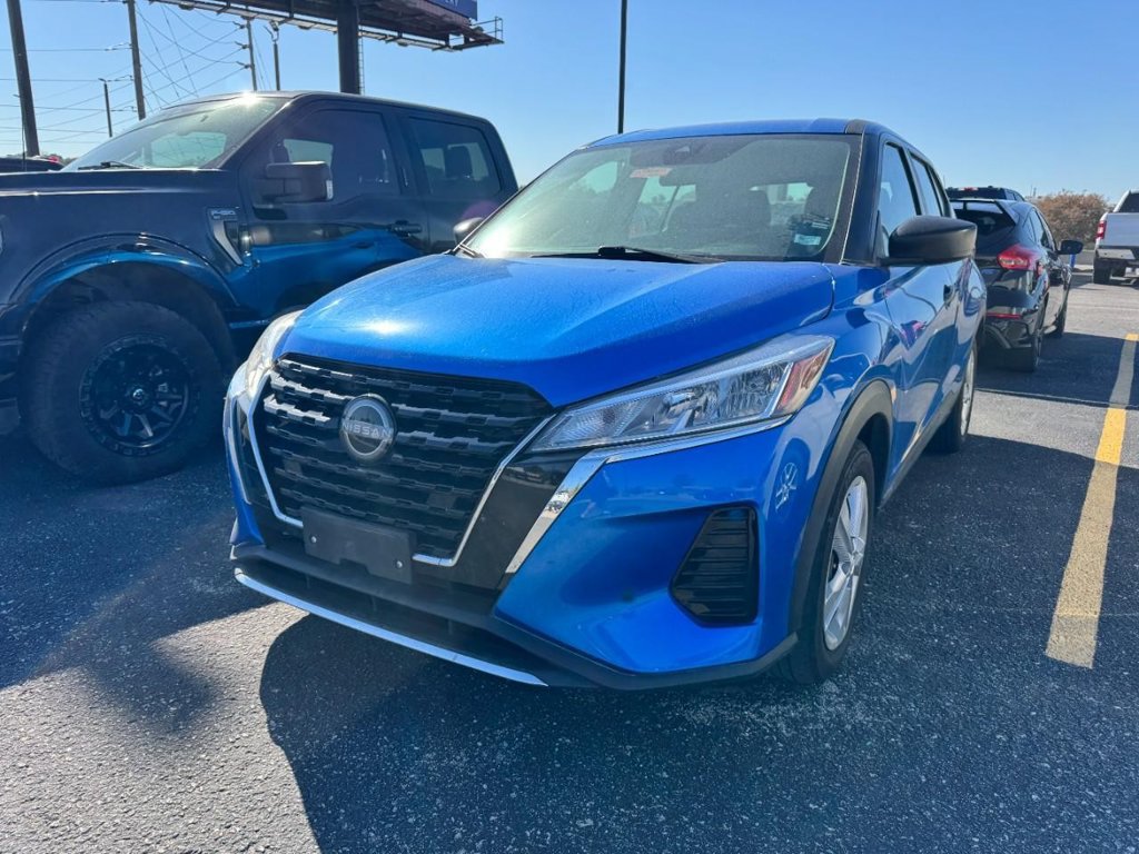 Used 2022 Nissan Kicks S FWD image 5
