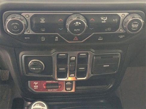 Used 2021 Jeep Wrangler Unlimited Rubicon w/ Dual Top Group image 21