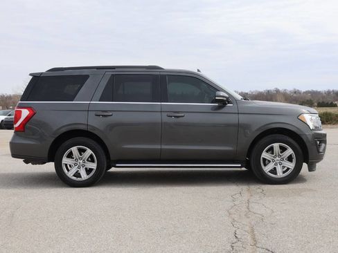 Used 2019 Ford Expedition XLT w/ Equipment Group 202A image 7