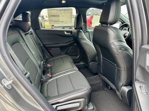 New 2025 Ford Escape ST-Line w/ Tech Pack #1 image 15
