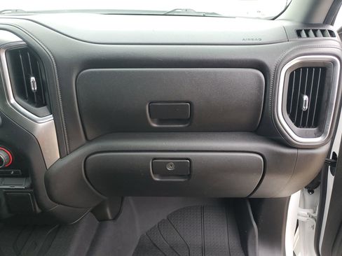 Used 2019 Chevrolet Silverado 1500 LT w/ All-Star Edition image 34