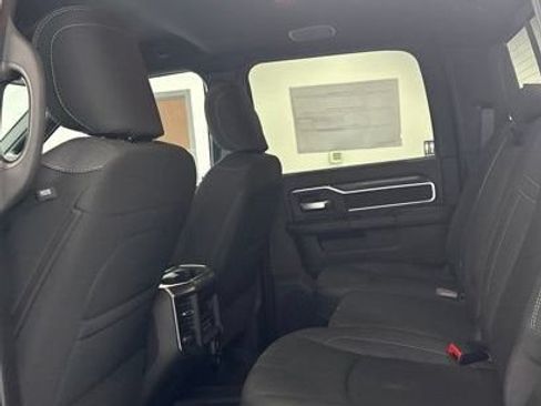 New 2026 RAM 3500 Big Horn AWD/4WD image 17
