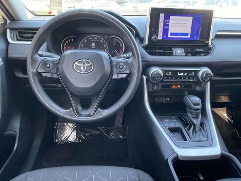 Used 2024 Toyota RAV4 XLE w/ Convenience Package FWD image 18