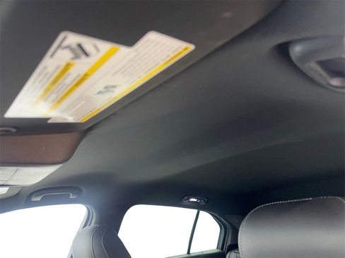 Used 2024 Cadillac XT4 Premium Luxury image 74