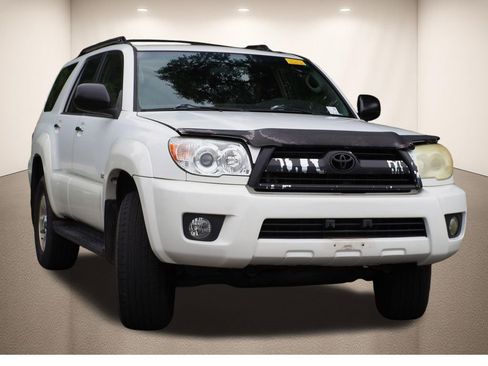 Used 2007 Toyota 4Runner SR5 RWD image 2