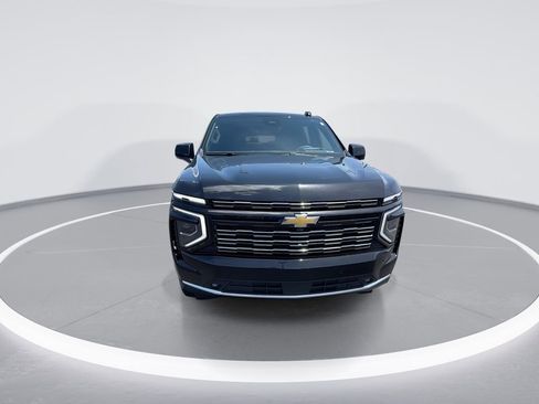 New 2026 Chevrolet Suburban High Country AWD/4WD image 3