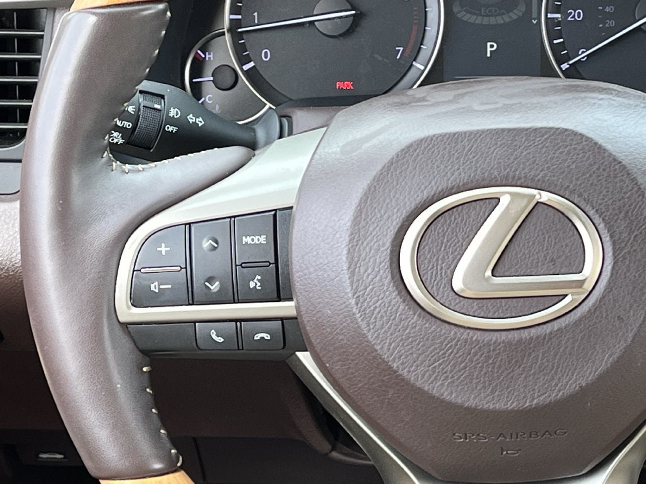 Used 2018 Lexus RX 350 FWD w/ Premium Package image 12