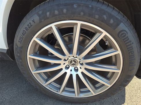 New 2025 Mercedes-Benz GLS 580 4MATIC image 33