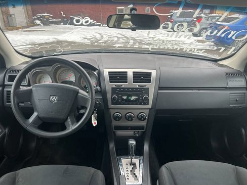 Used 2009 Dodge Avenger SE image 30