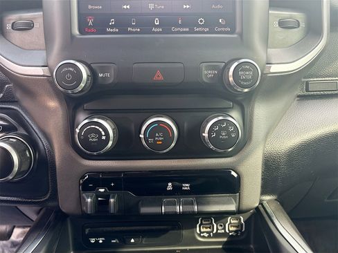 Used 2019 RAM 1500 Big Horn image 15