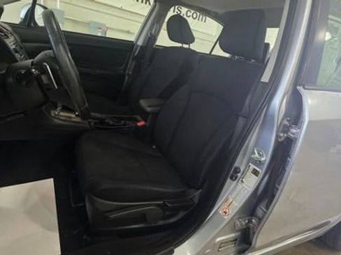 Used 2012 Subaru Impreza 2.0i Premium image 12