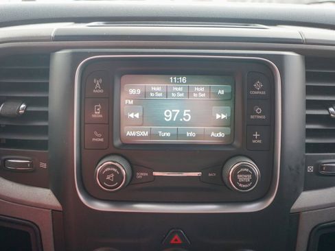 Used 2015 RAM 2500 Tradesman w/ Chrome Appearance Group image 23