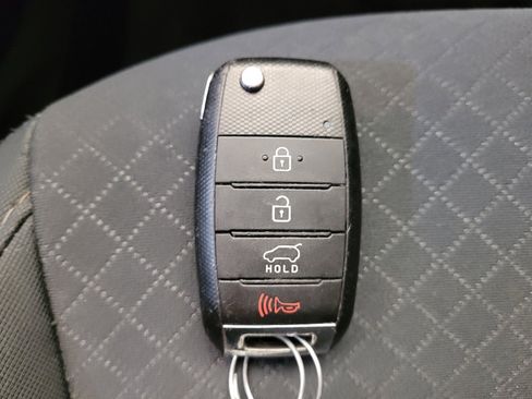 Used 2018 Kia Sorento AWD image 32