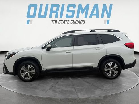 Certified 2023 Subaru Ascent Premium w/ Convenience Package AWD/4WD image 3