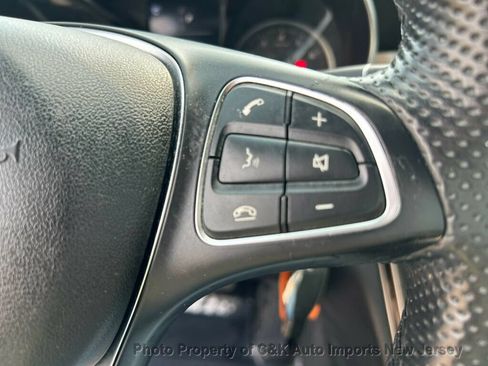 Used 2018 Mercedes-Benz C 300 4MATIC Sedan image 44