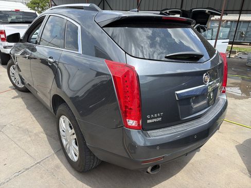Used 2012 Cadillac SRX Luxury FWD image 2