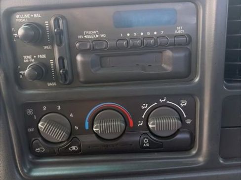 Used 2001 GMC Sierra 2500 SL image 15