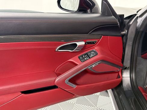 Certified 2017 Porsche 911 Turbo S AWD/4WD image 15